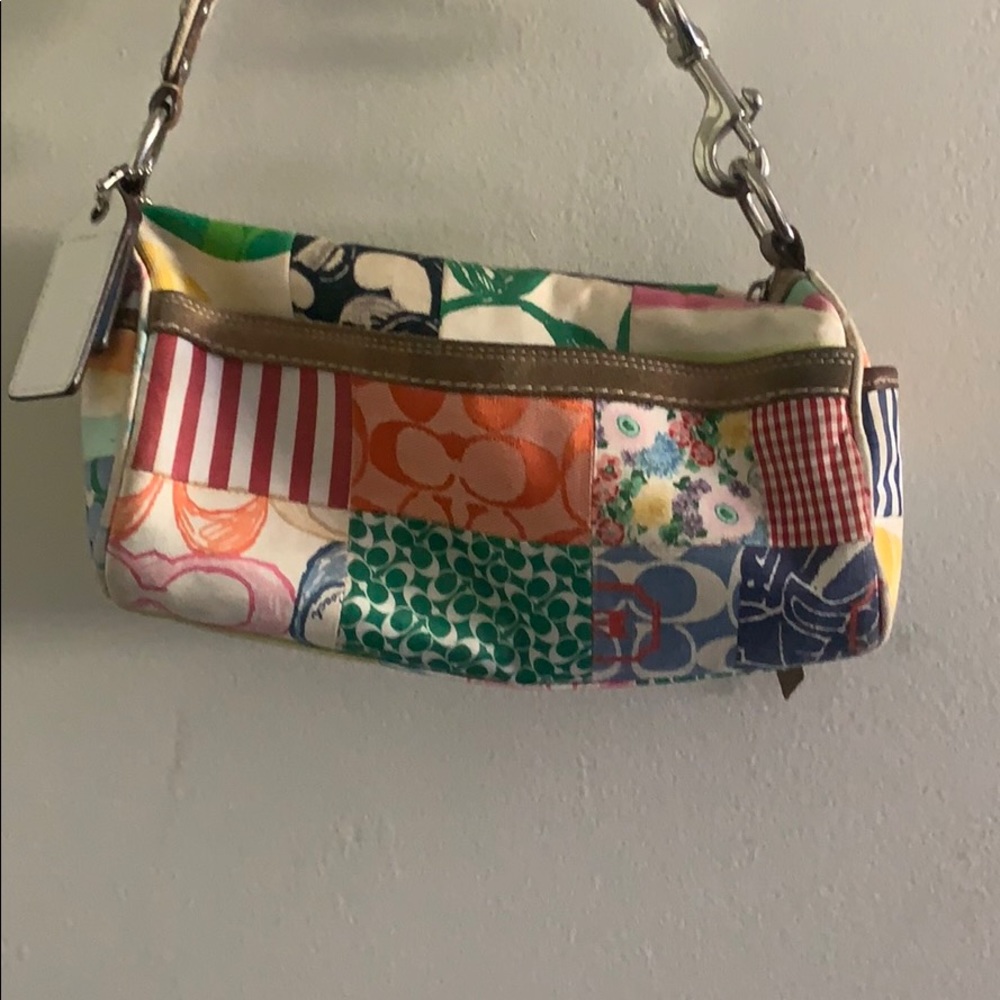 Multi patch Coach purse - Picture 2 of 6